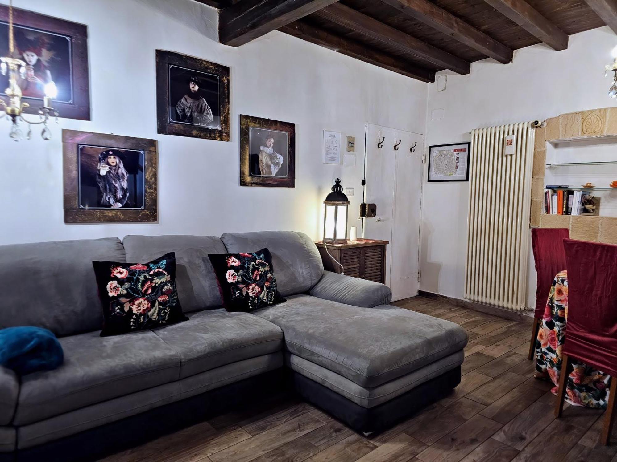Residenza Saragozza Nuovo Stile Gipsy 2025 ! Appartement Bologna Buitenkant foto